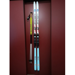 Лыжные комплекты для школ от 800 рублей